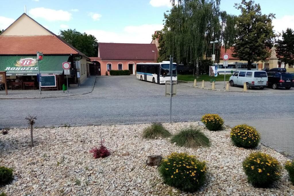 Statek Lägenhet Veverska Bityska Exteriör bild